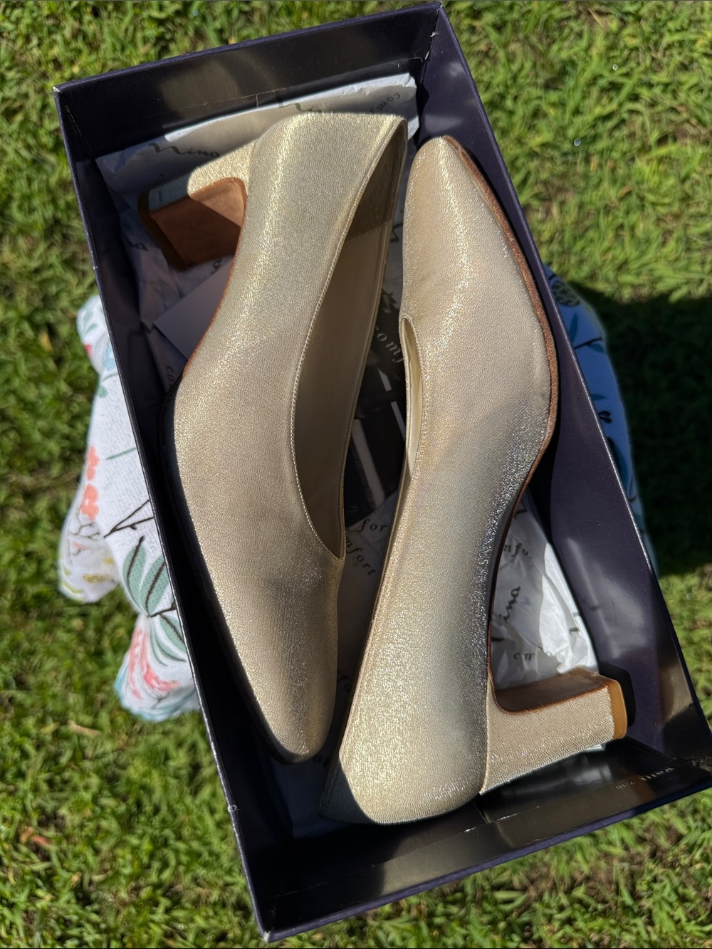 Nina Confort Nalini Gold Glimmer Mid-Heel Pumps for Women